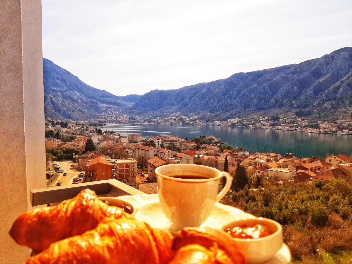 Apartments Panoramica Kotor Bagian luar foto